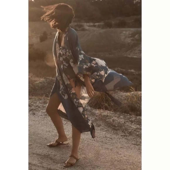 SOLD OUT Blue Floral Bohemian Peacock Kimono Duster Robe - Picture 5 of 7